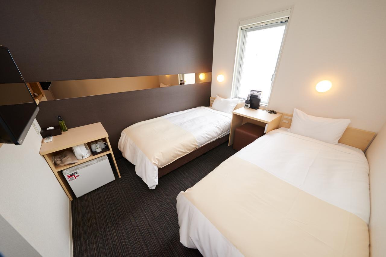 Super Hotel Jr Nara Ekimae Sanjo Dori Buitenkant foto