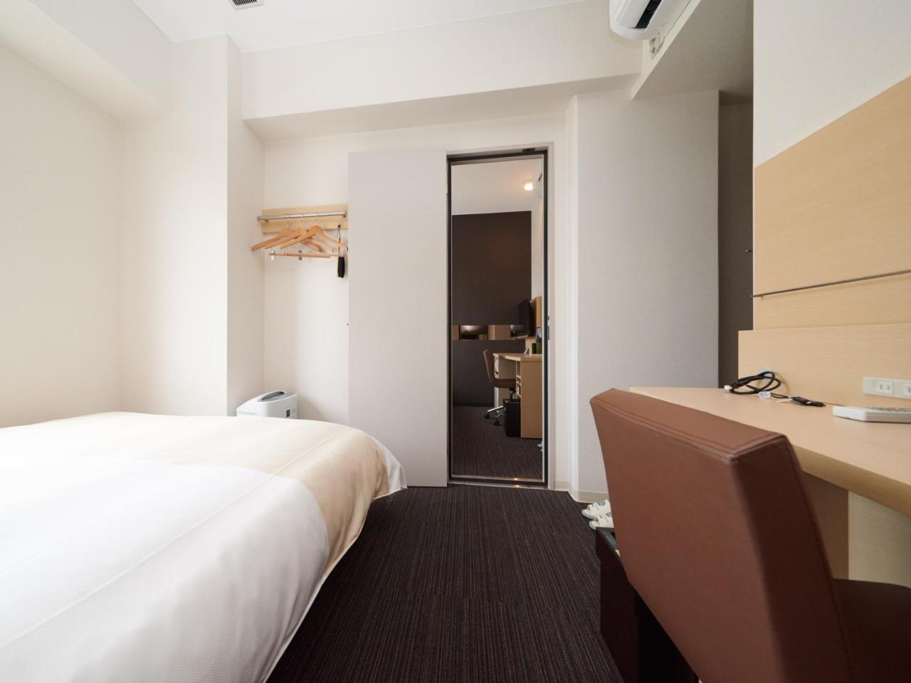 Super Hotel Jr Nara Ekimae Sanjo Dori Buitenkant foto